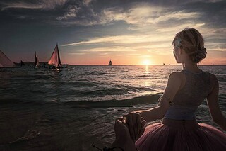 晚霞不出门朝霞行千里谚语