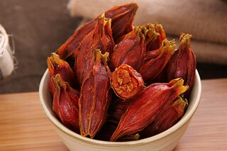 生日低调文案（生日低调文案高级感）