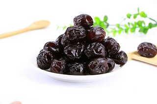 致敬奋斗的时光作文（青春别忘了奋斗作文初二600）