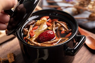 适合发说说的歌词（比较适合发说说的歌词）