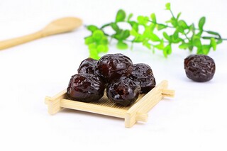 春在雪后诗歌欣赏（雪在春天下）