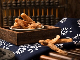 端午节包粽子的作文100字（端午节包粽子的作文200字）