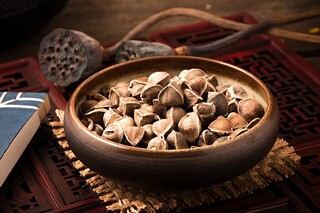 对牛弹琴造句二十字_对牛弹琴造句