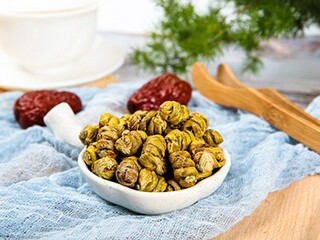 高二语文教师个人述职报告_语文教师个人述职报告